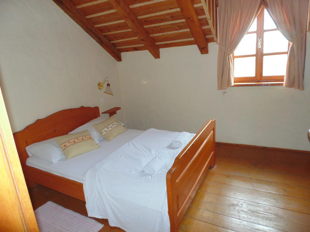 Guest House Kozjak Začretje Rum bild